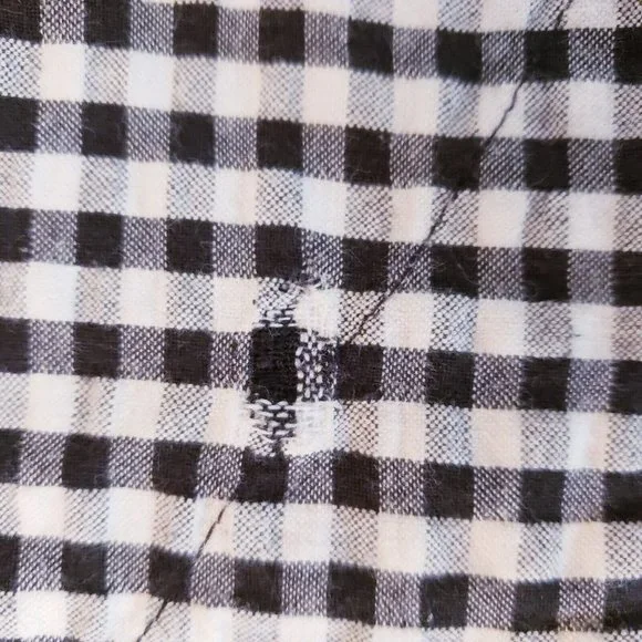 109°F Womens Top Large Black Plaid Gingham Embroidered Floral Cottagecore - Picture 8 of 16